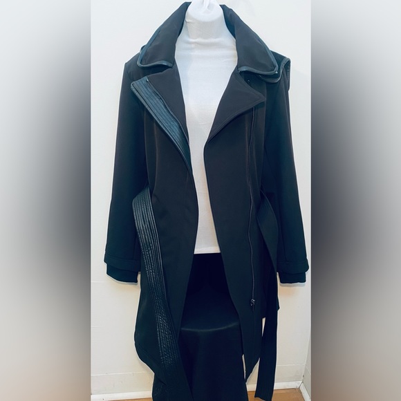 NWOT Bagatelle Sport Asymmetrical Black Hooded Mix Media Trench Coat. Size L. - Picture 8 of 11